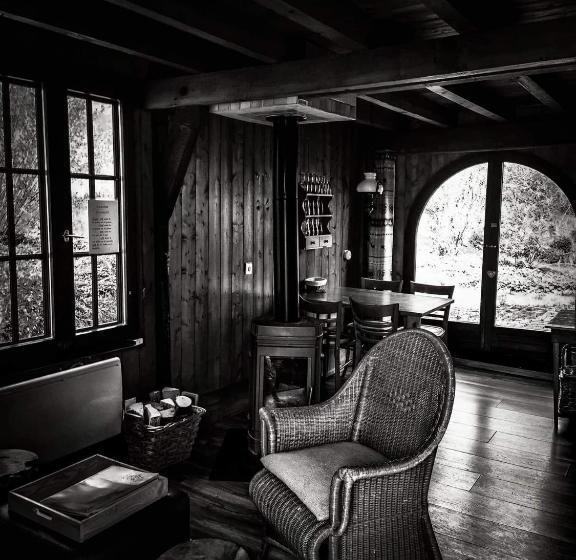 민박 Chambres D Hôtes Le Chêne