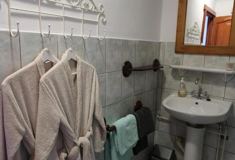 민박 Chambres D Hôtes Le Chêne