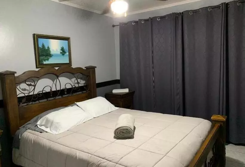 Bed and Breakfast Sunrise By A 1