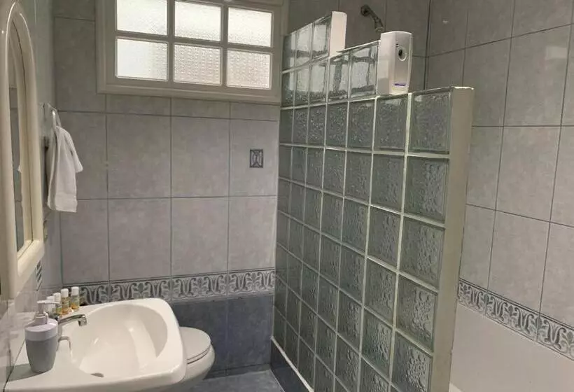 Bed and Breakfast Sunrise By A 1