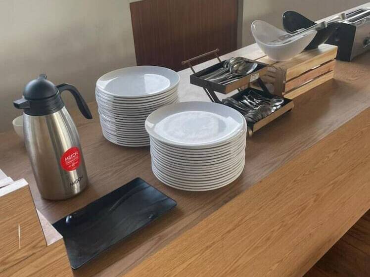 فندق White Rock By The Solitaire Hospitality