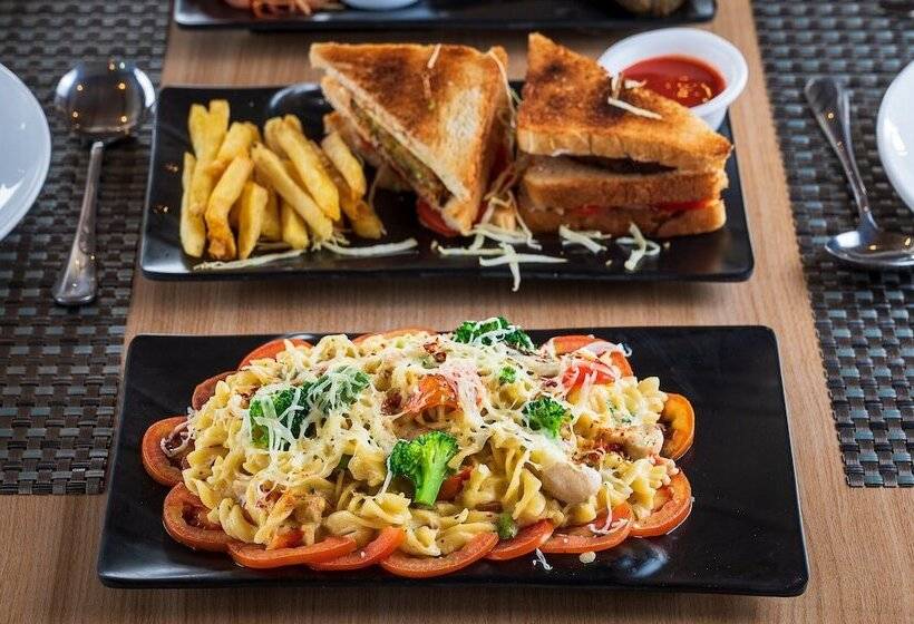 فندق White Rock By The Solitaire Hospitality