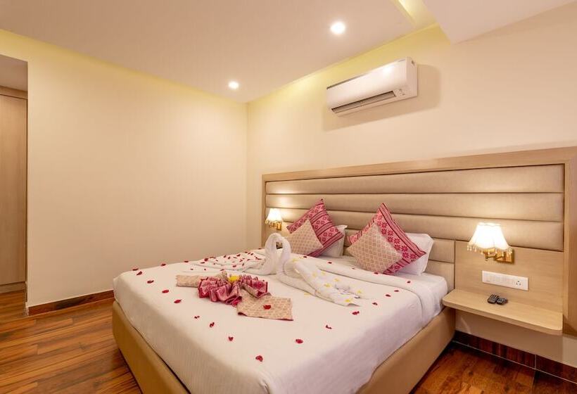 فندق White Rock By The Solitaire Hospitality