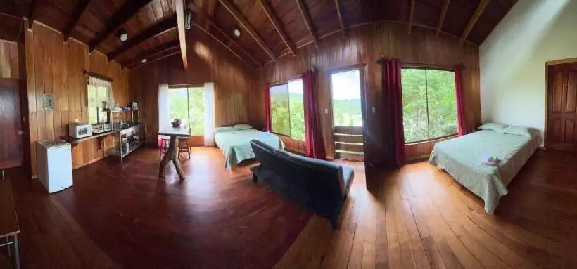 Majatalo Monte Santo Y Café