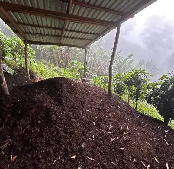 Majatalo Monte Santo Y Café