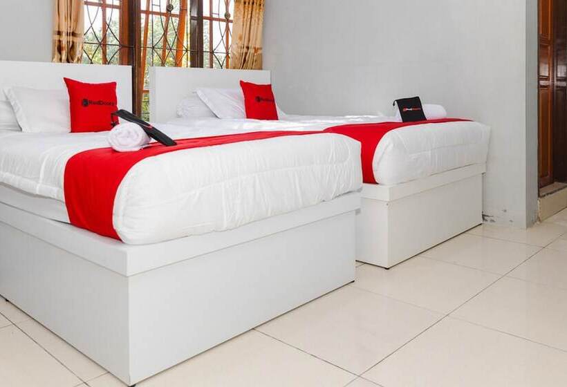 פנסיון Reddoorz Plus Near Transmart Kairagi Dua Manado