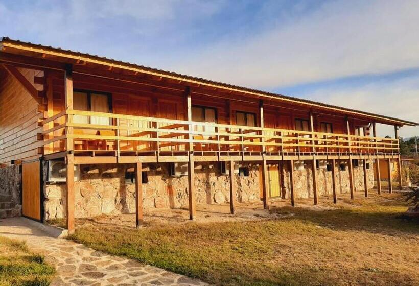 בית מלון כפרי Complejo Apus