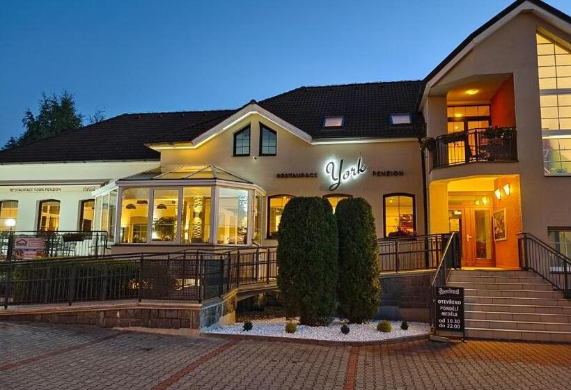 فندق Penzion York