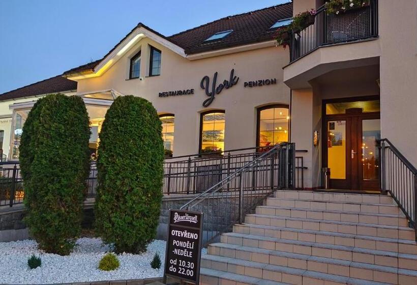 فندق Penzion York