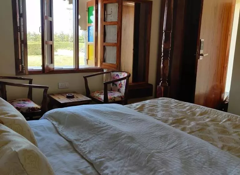 Hotelli Rajasi Palace