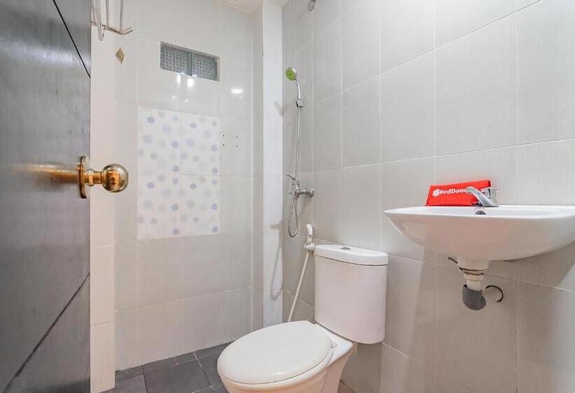 Pensione Reddoorz At Rajawali Km 5 Palangkaraya