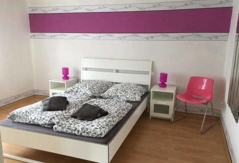 ホテル Ferienhuus Schwalbennüst, 15183