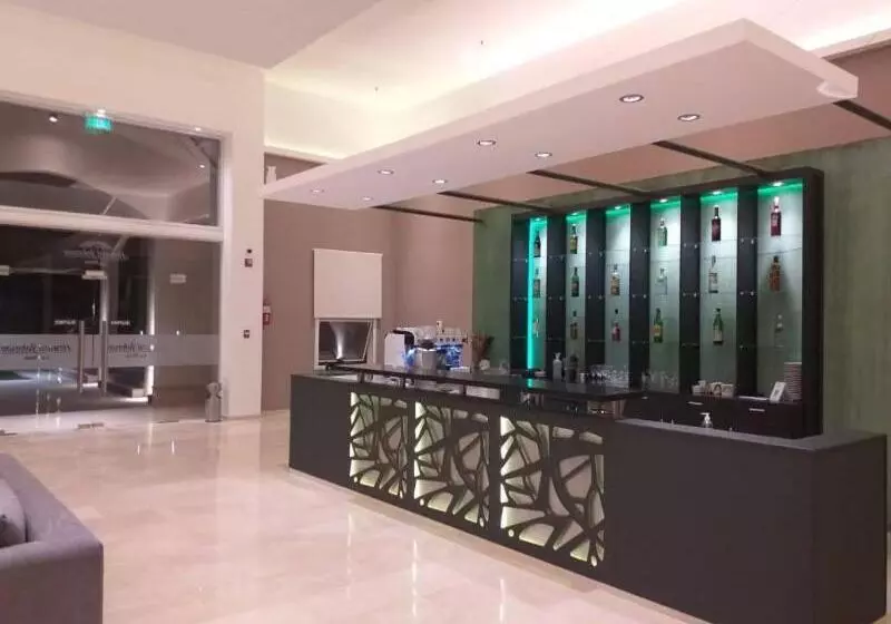 Hotelli Howard Johnson Plaza & Convention Center Spa La Plata