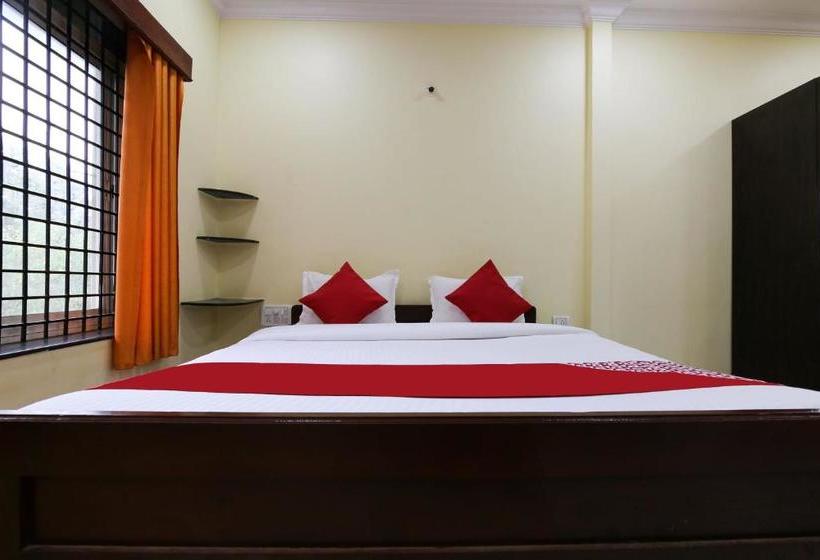 Hotel Oyo 47344 Morjim Palms Stays