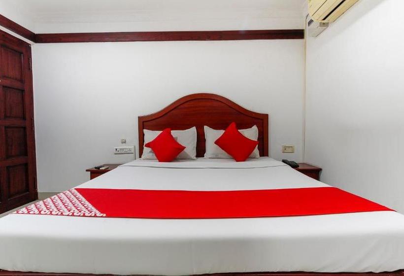 בית מלון כפרי Oyo 69269 Green Star Residency