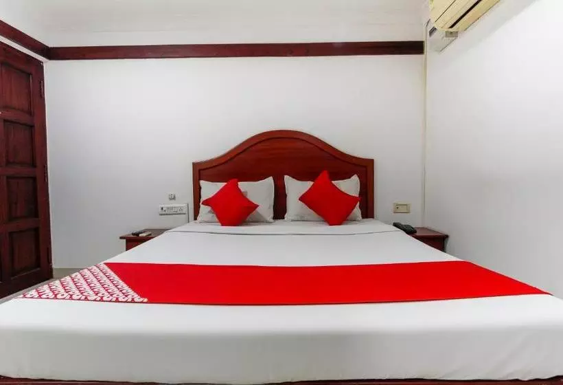هتل Oyo 69269 Green Star Residency