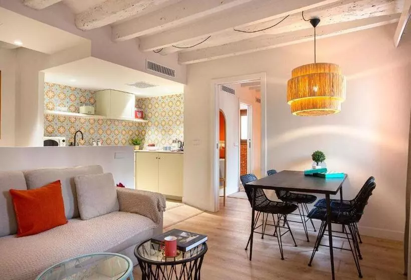 Hotelli Samaritana Suites