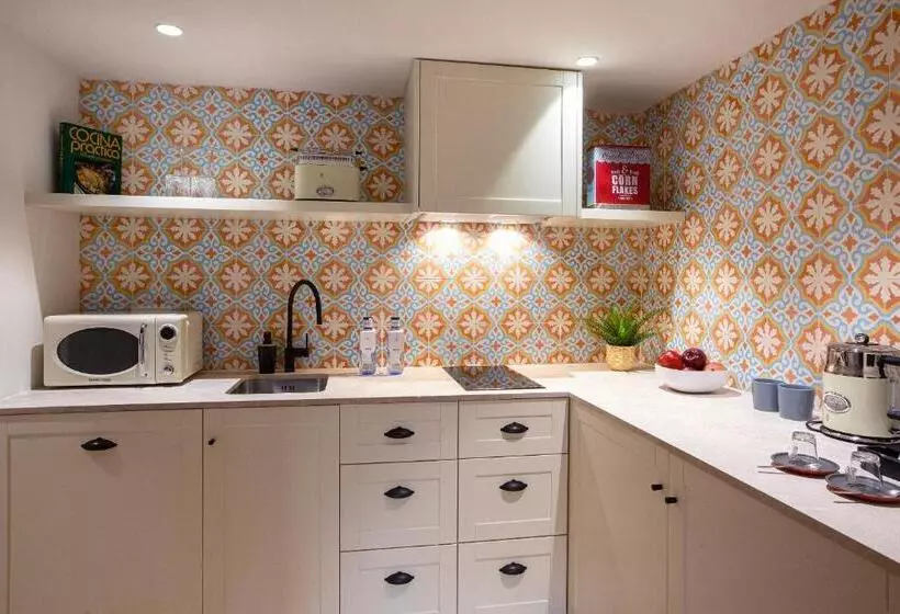 Hotelli Samaritana Suites