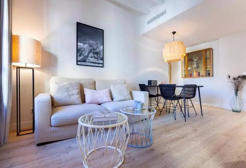 Hotelli Samaritana Suites