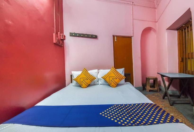 호텔 Spot On 67255 Imperial Lodge