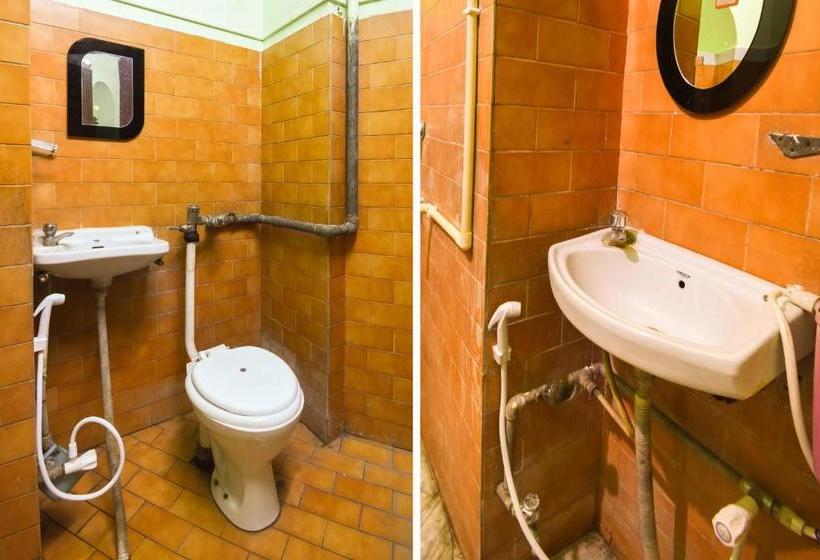 호텔 Spot On 67255 Imperial Lodge