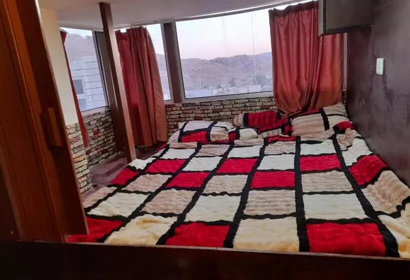 Petra Cabin Hostel