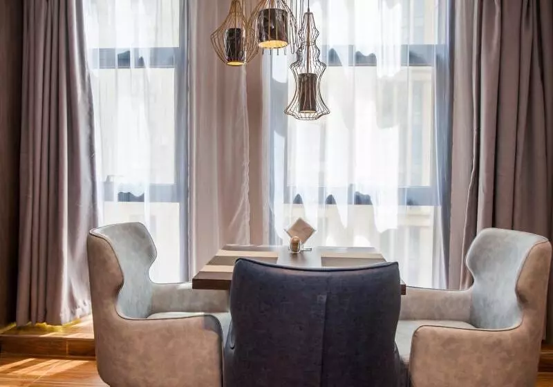 Hotelli Greentree Eastern  Lianyungang Wanda Plaza