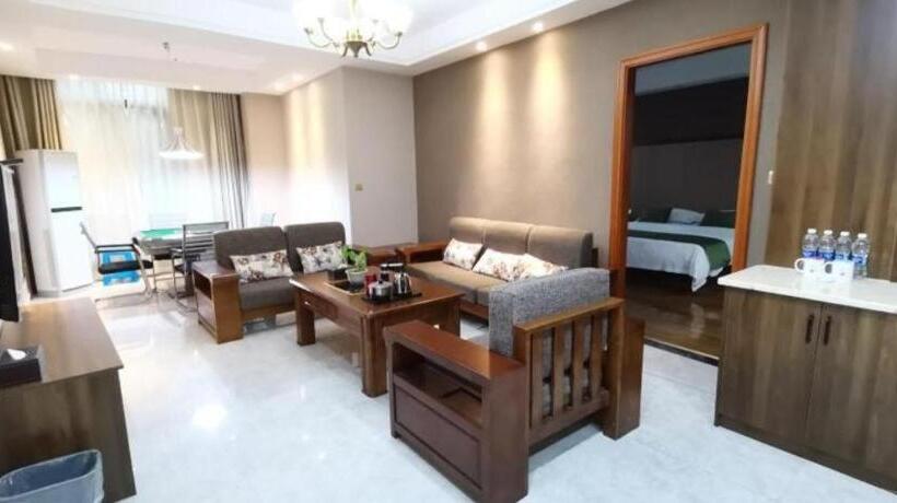 Отель Greentree Inn Shangrao Shangrao District Yueliangwan Automobile City Business