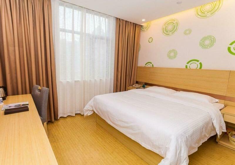 Hotel Greentree Inn Yichang Wanda Binjiang