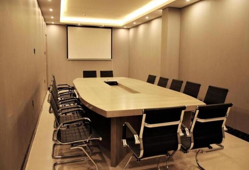 فندق Gya Langfang City Government