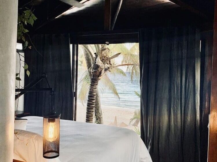 Hotelli Libelula Tulum Beachfront