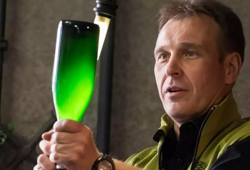 ホテル Wein  Und Sekthaus F.b.schönleber