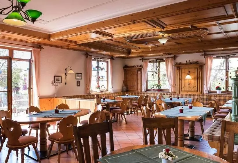 ホテル Wein  Und Sekthaus F.b.schönleber