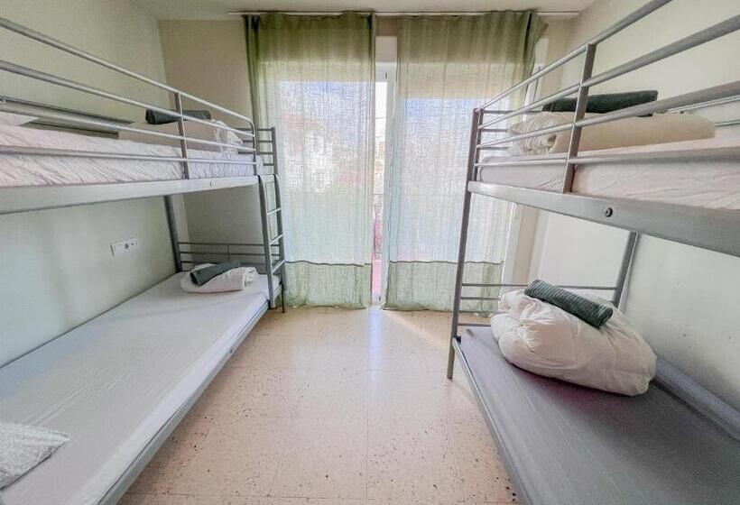 تختخواب و صبحانه Barbatuke Ecohomestel