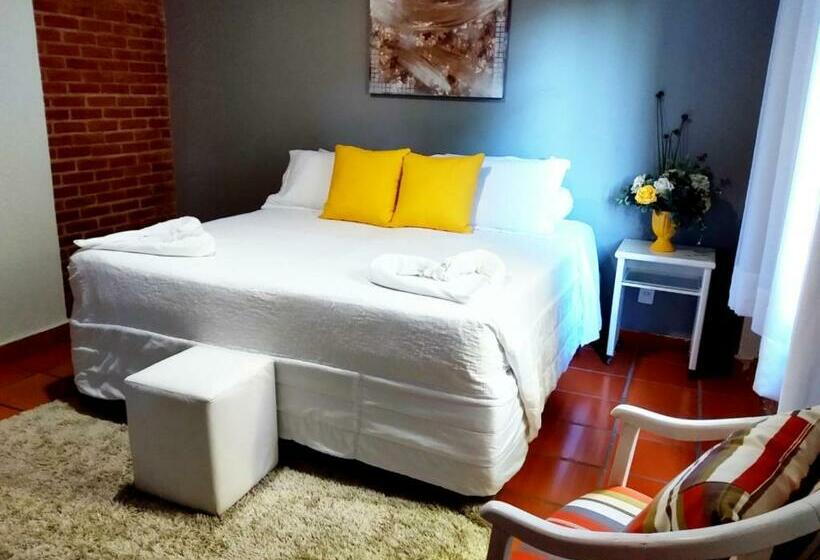 בית מלון כפרי Pousada Pomar De Manguinhos