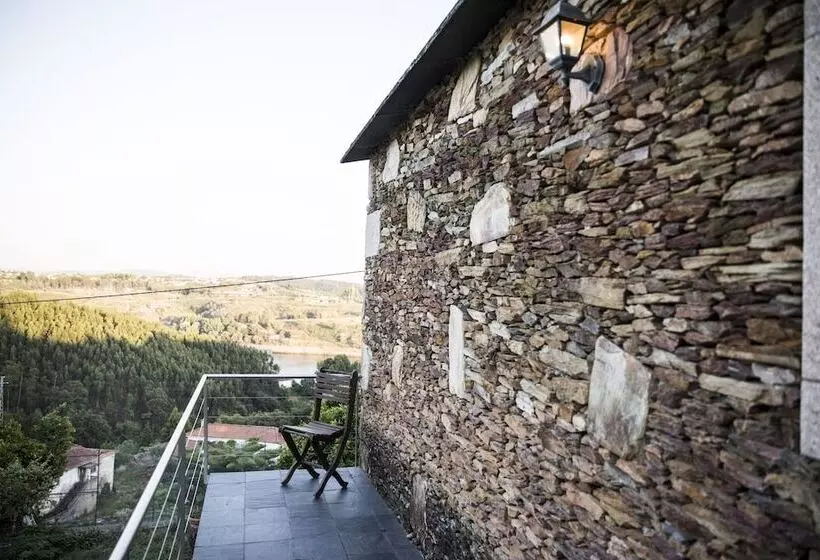 Casa Da Casada   Espigueiro Da Casada