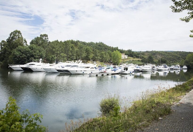 Casa Da Casada   Espigueiro Da Casada