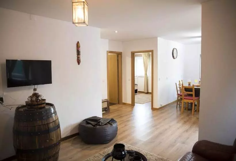 Casa Da Casada   Espigueiro Da Casada