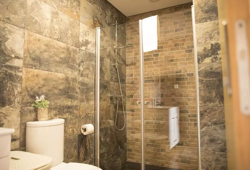 Casa Da Casada   Espigueiro Da Casada