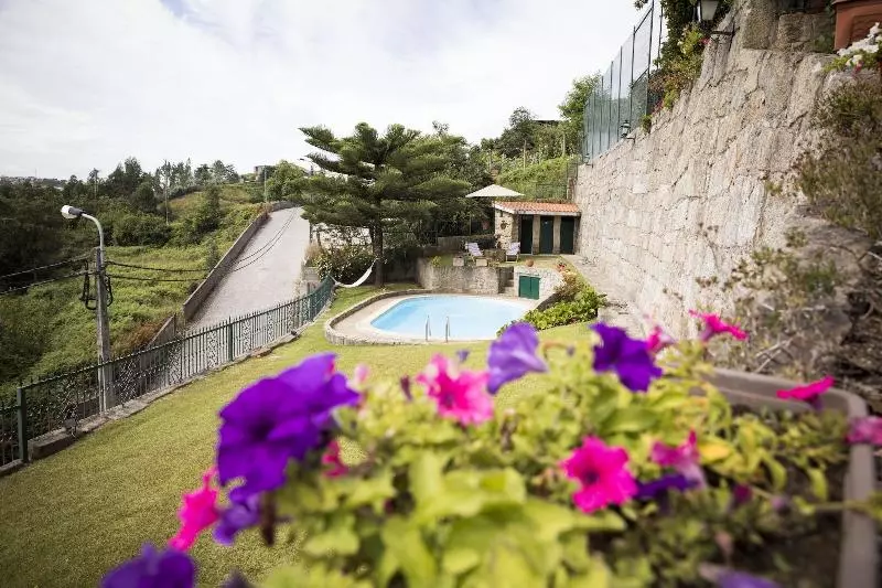 Casa Da Casada   Espigueiro Da Casada