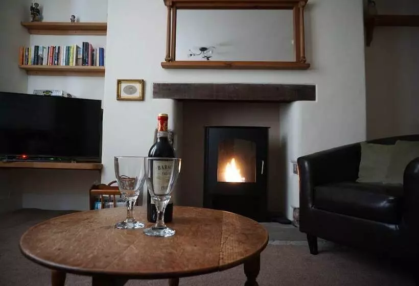 Charming Devon Holiday Cottage