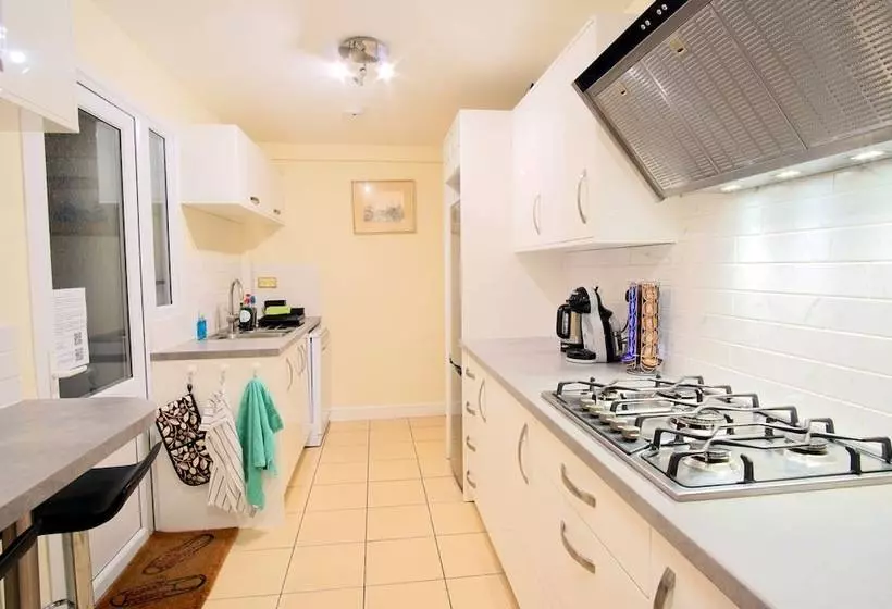 Charming Devon Holiday Cottage