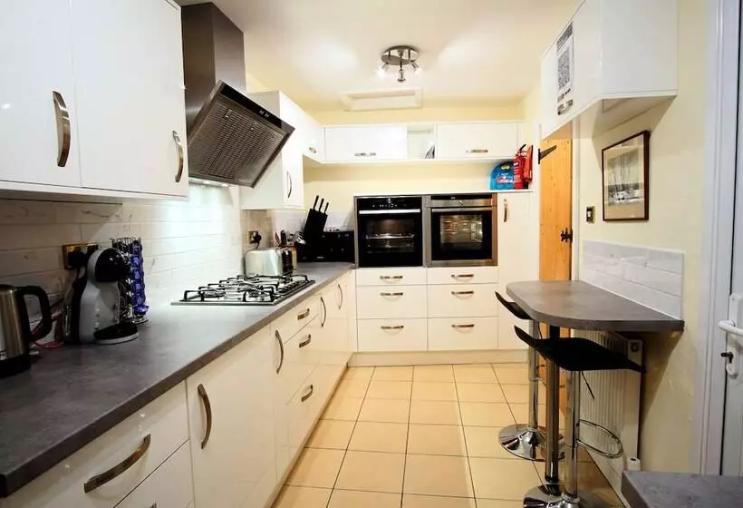 Charming Devon Holiday Cottage