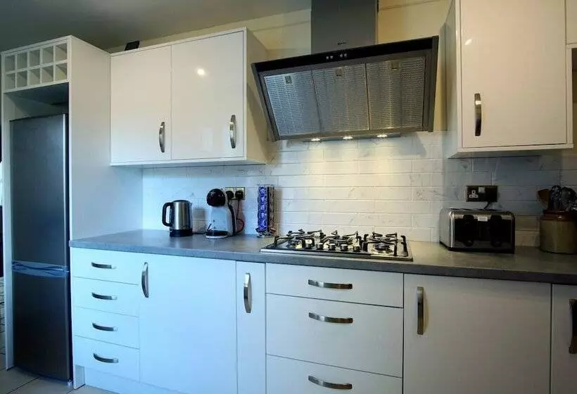 Charming Devon Holiday Cottage