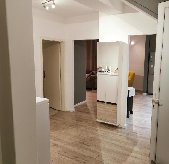 Guest Accommodation House Greta