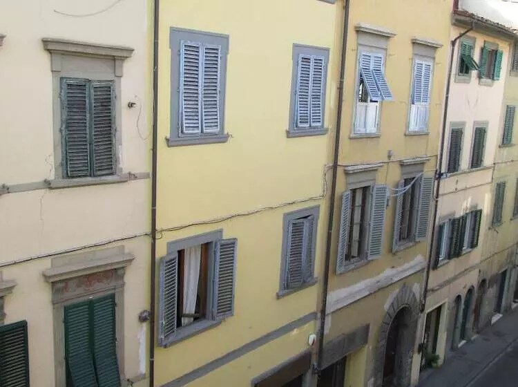 مسافرخانه Foresteria Valdese Di Firenze