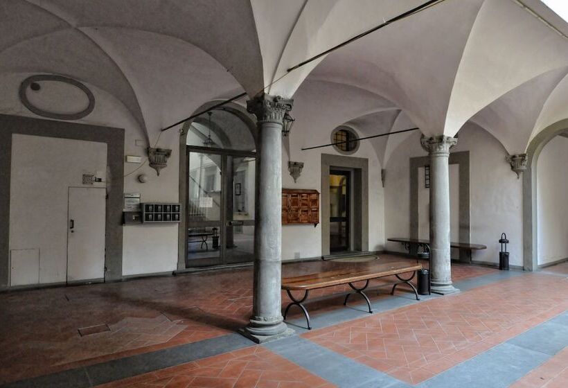 مسافرخانه Foresteria Valdese Di Firenze