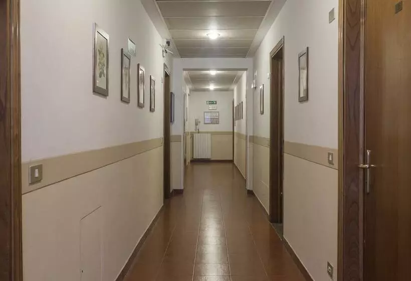 مسافرخانه Foresteria Valdese Di Firenze