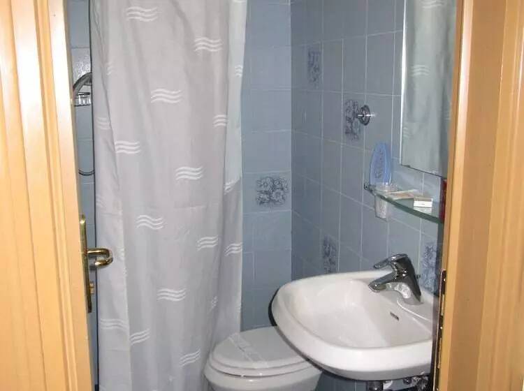 مسافرخانه Foresteria Valdese Di Firenze