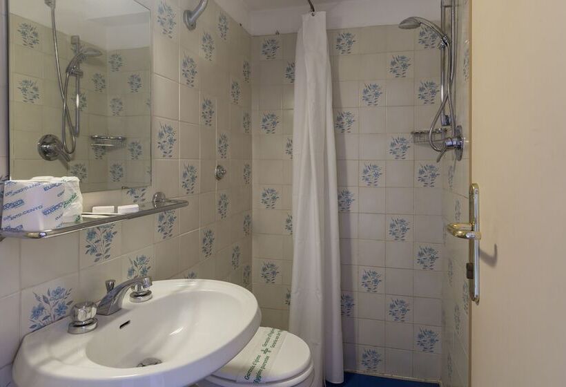 مسافرخانه Foresteria Valdese Di Firenze